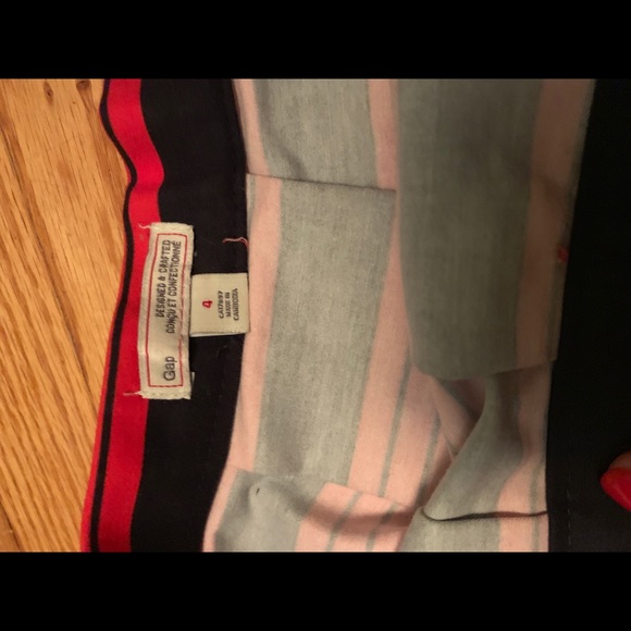 Gap pleated mini skirt - Picture 3 of 6